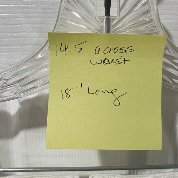 White House Black Market women’s size 2 skirt, embroidered floral.  Good cond - Picture 6 of 6